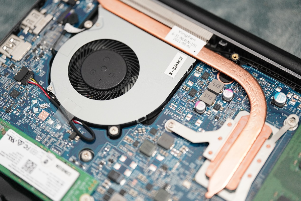 雷神igere1评测,雷神igers1笔记本值得买吗