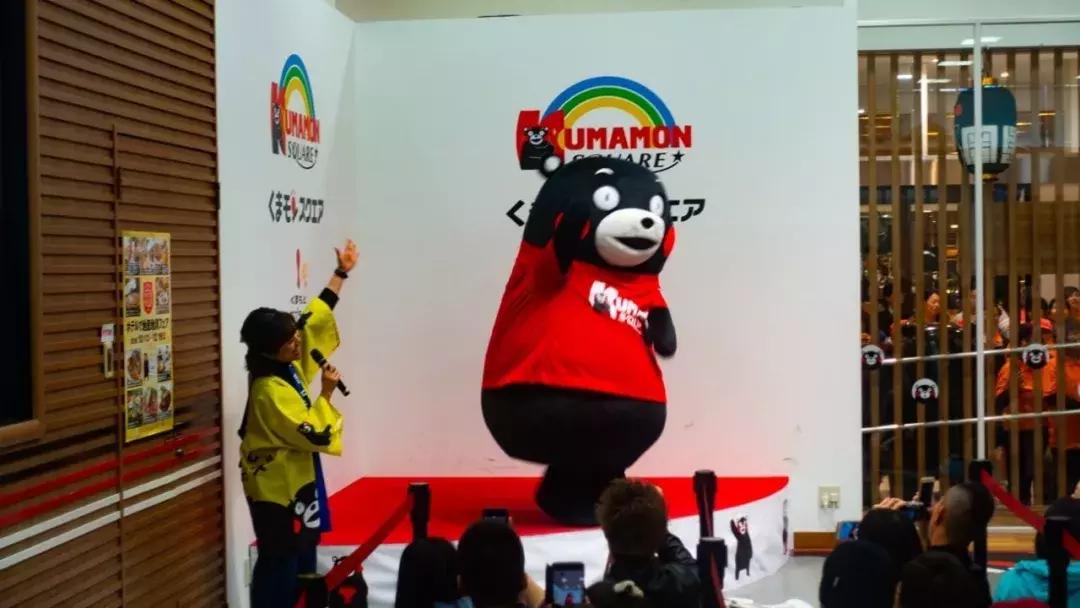 熊本熊真身零距离接触，观看表演，还有熊本限定套餐好吃好喝