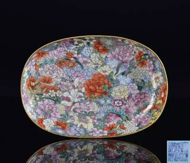 民国粉彩瓷器百花不落地瓶,乾隆粉彩百花不落地瓷器