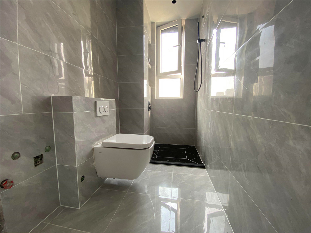 自己独立安装壁挂马桶遇到的那些坑!!!从水电开始就踩坑