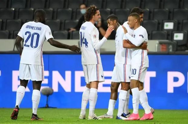 姆巴佩破门大巴黎3-0胜ac米兰,姆巴佩带领巴黎淘汰巴萨