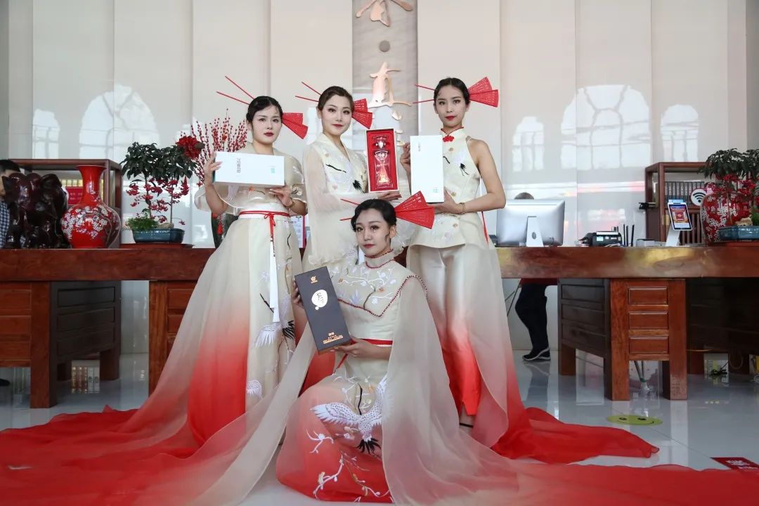 花冠珍酒老酒,真正年份原浆酒