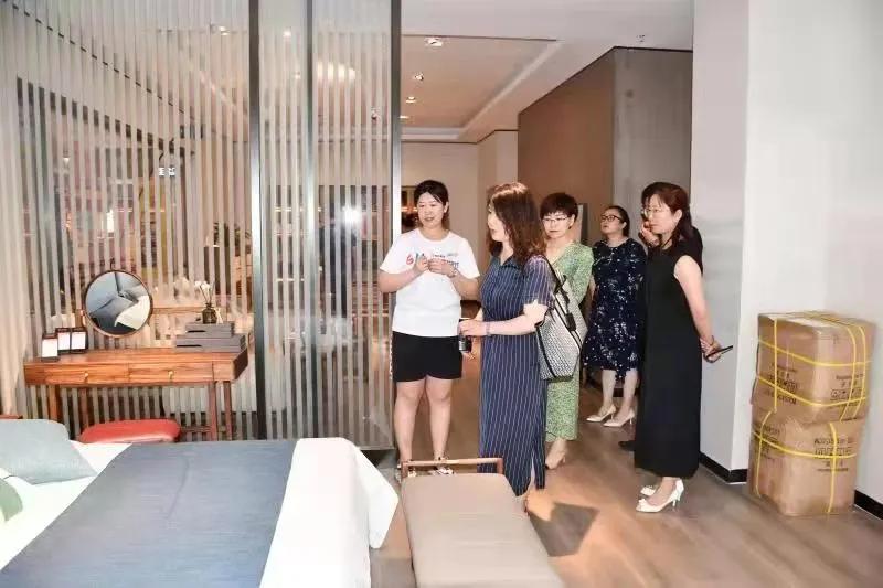 庆祝建党100周年文艺汇演欢聚一堂,庆祝建党一百周年联谊活动