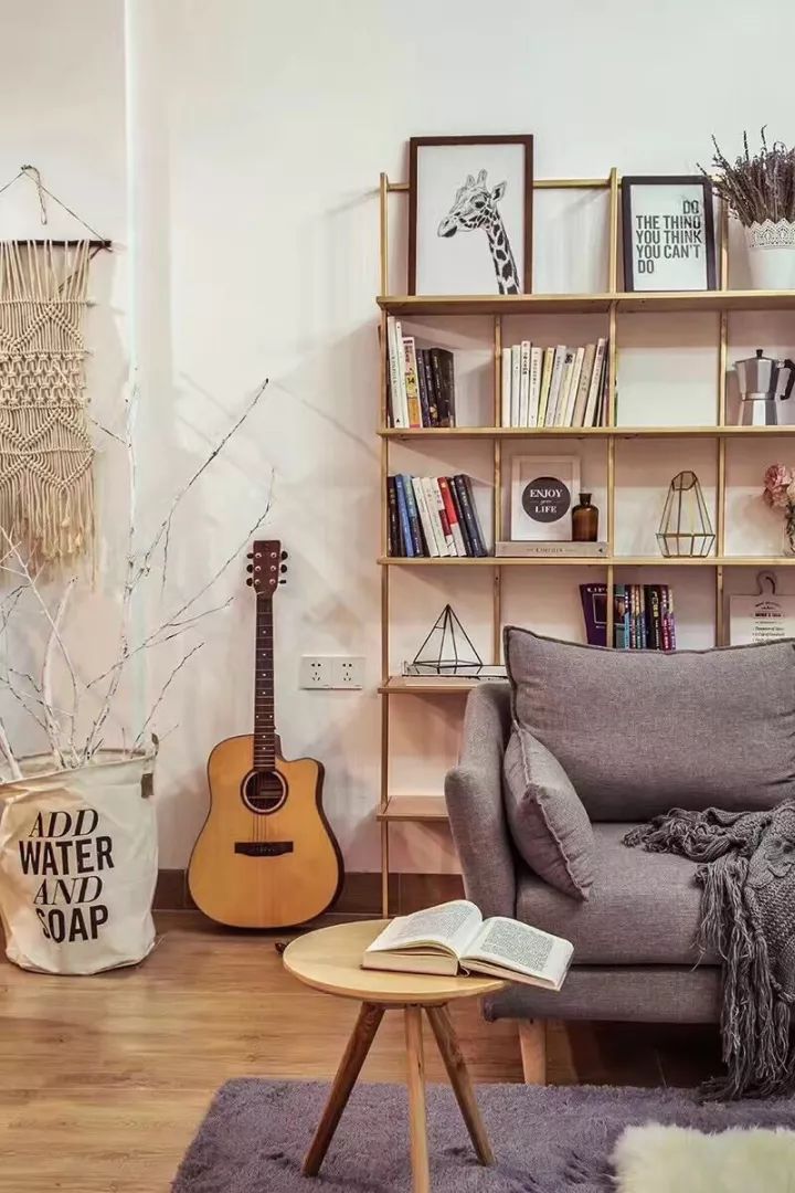 *窥偷**了22位朋友的客厅,我发现小户型变大,大户型变豪的神仙操作