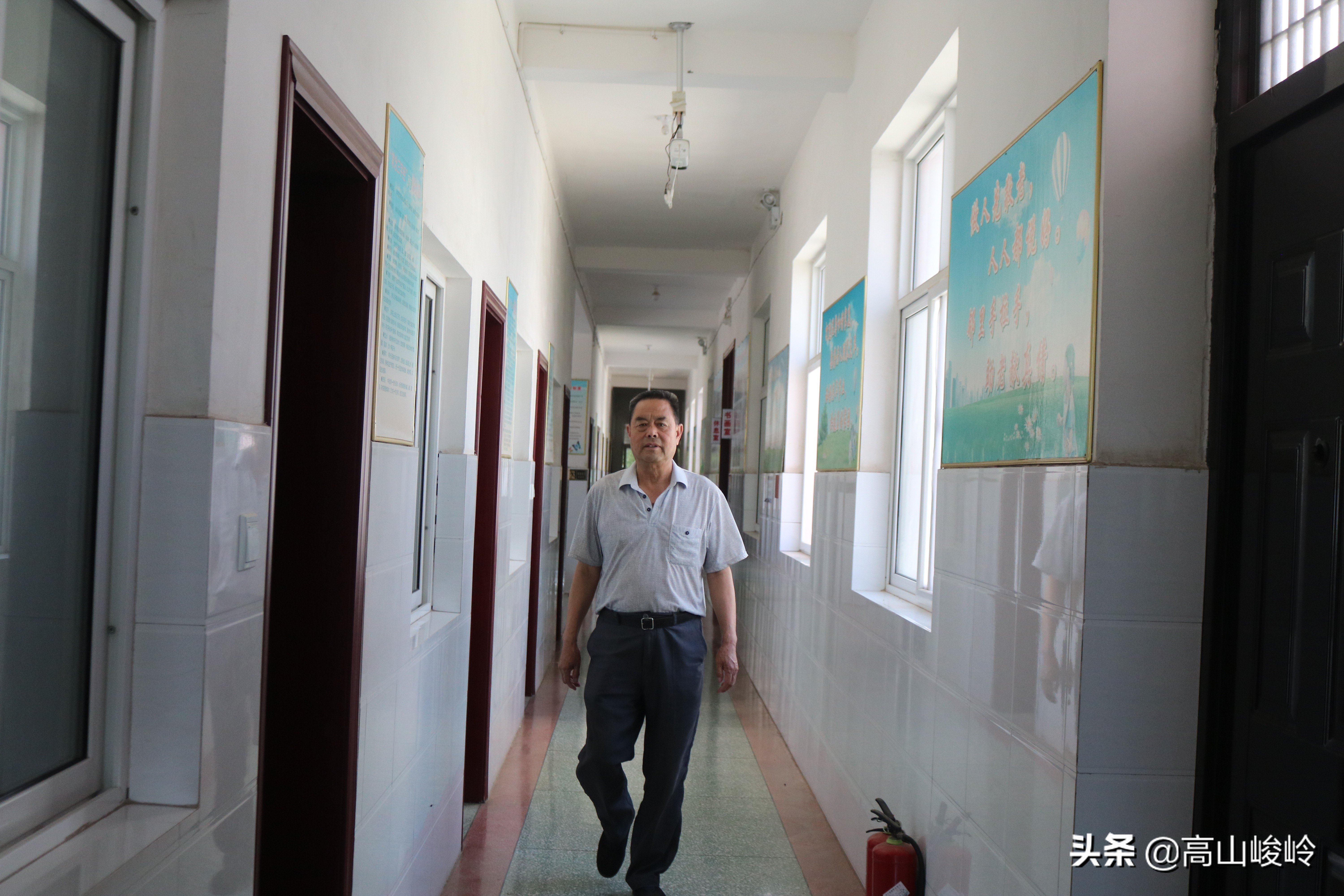 慈善家刘章俊（记者：乔望键张孟强摄/文）