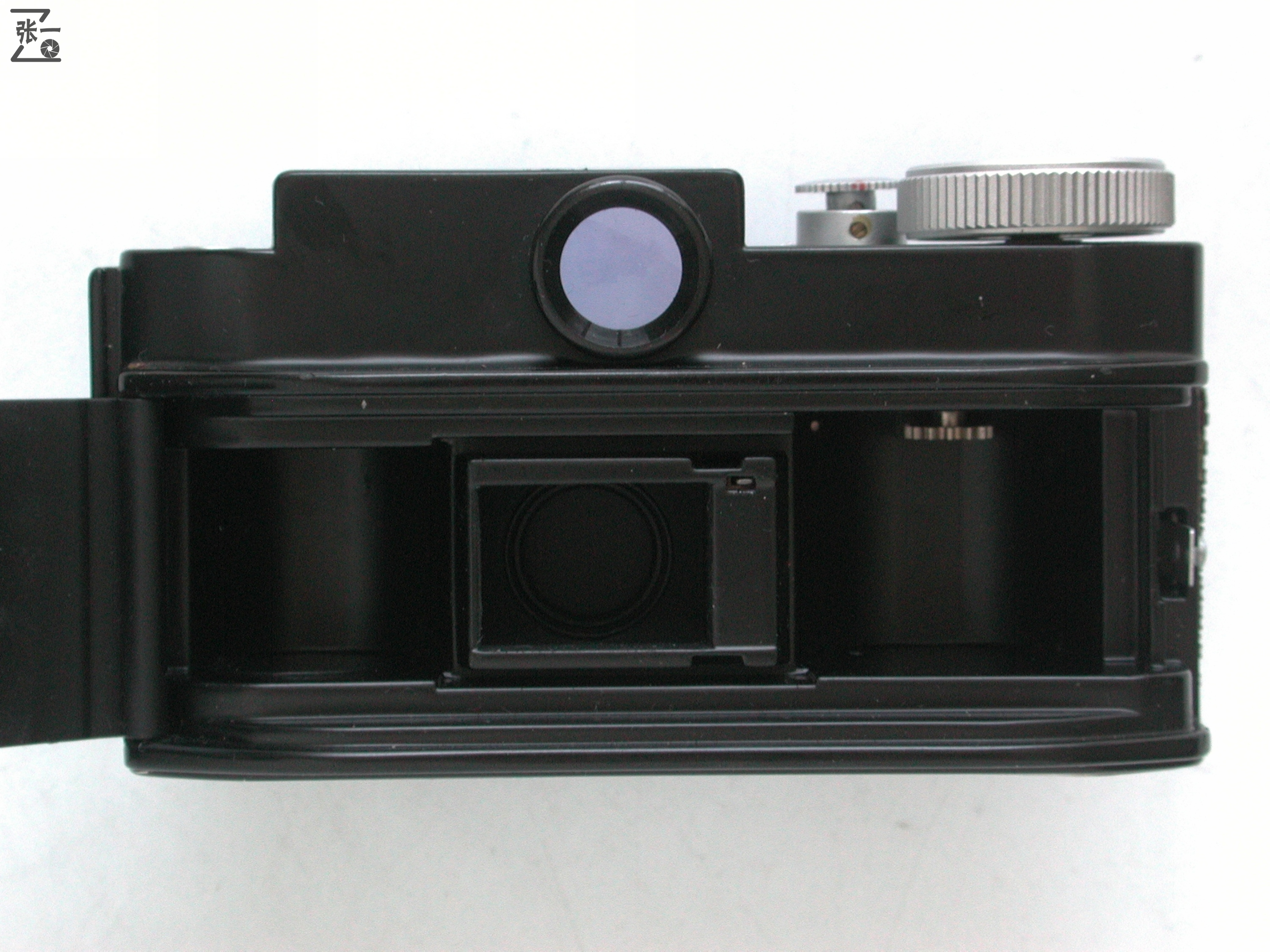 产量只有200台:MinimaxPocket110EE微型旁轴相机!日本制造