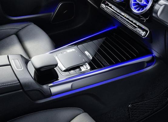 全新一代e汽车,宝马x12.0t和奥迪q32.0t哪个好