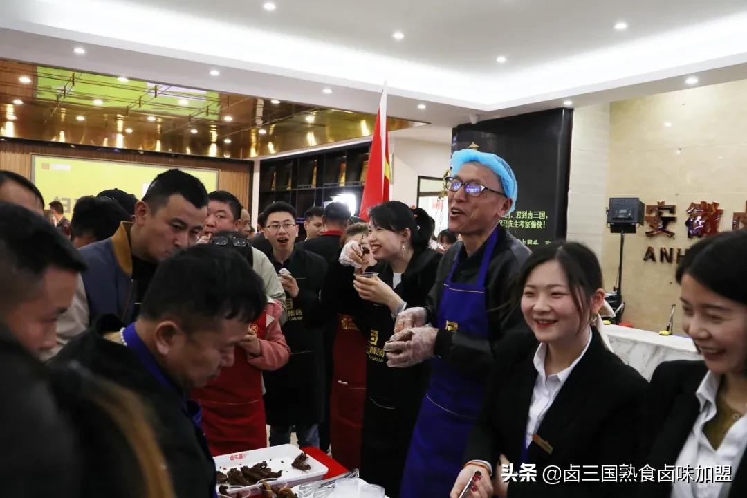 开卤菜店真实收入,开卤菜店一个月赚25000