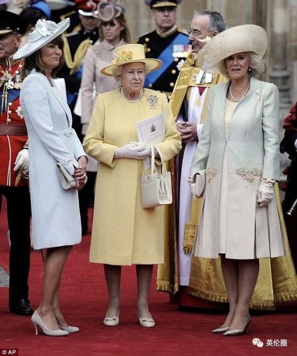 年龄相差89岁，英国王室最强“带货”组合