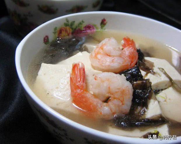 刚怀孕的孕妇喝什么汤好,怀孕了没胃口反胃吃什么好