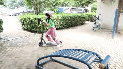 九号儿童滑板车c10怎么骑,九号儿童电动滑板车怎么选