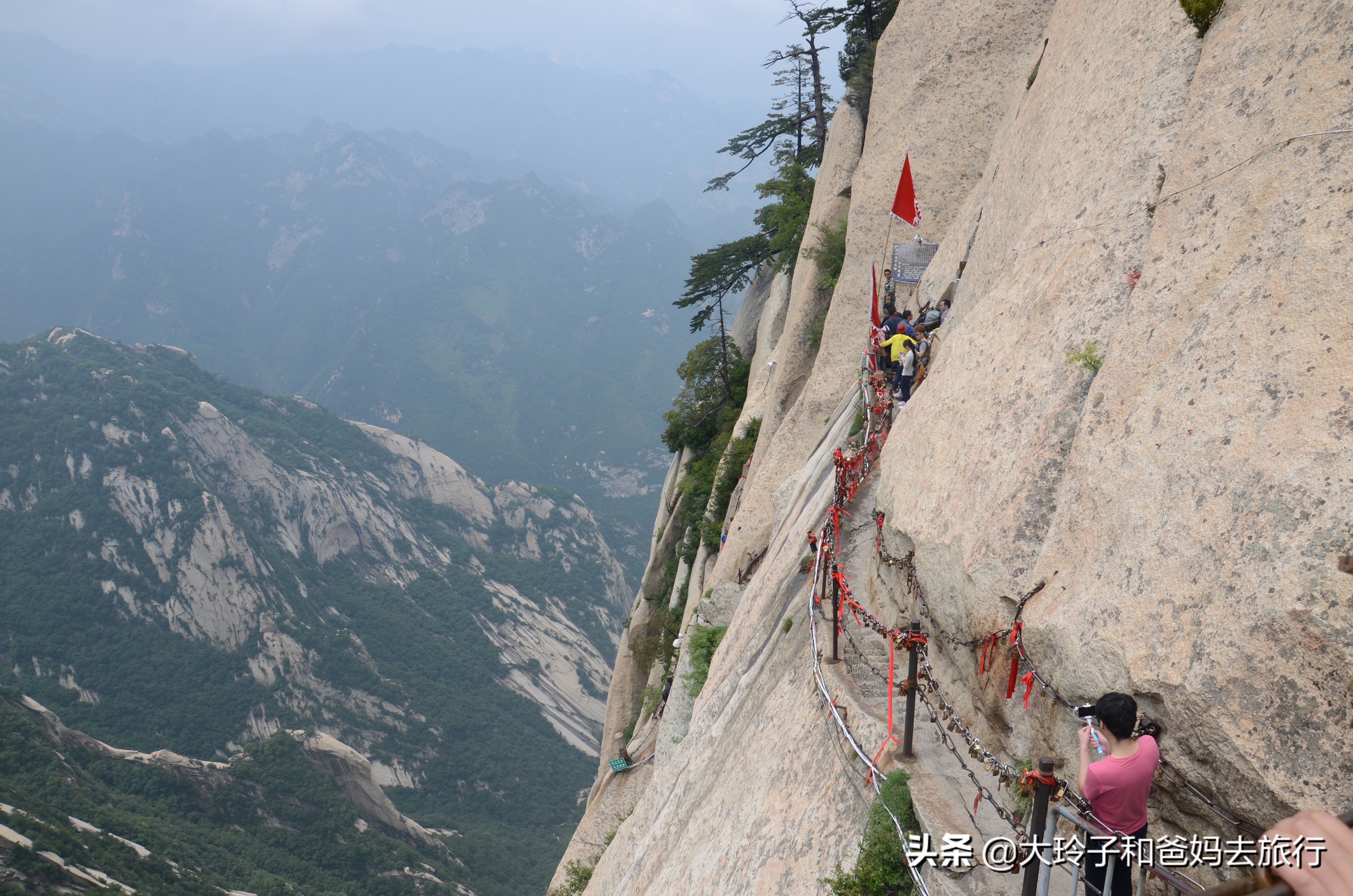 爬华山不坐索道爬几个小时,去华山是徒步登山好还是坐缆车好