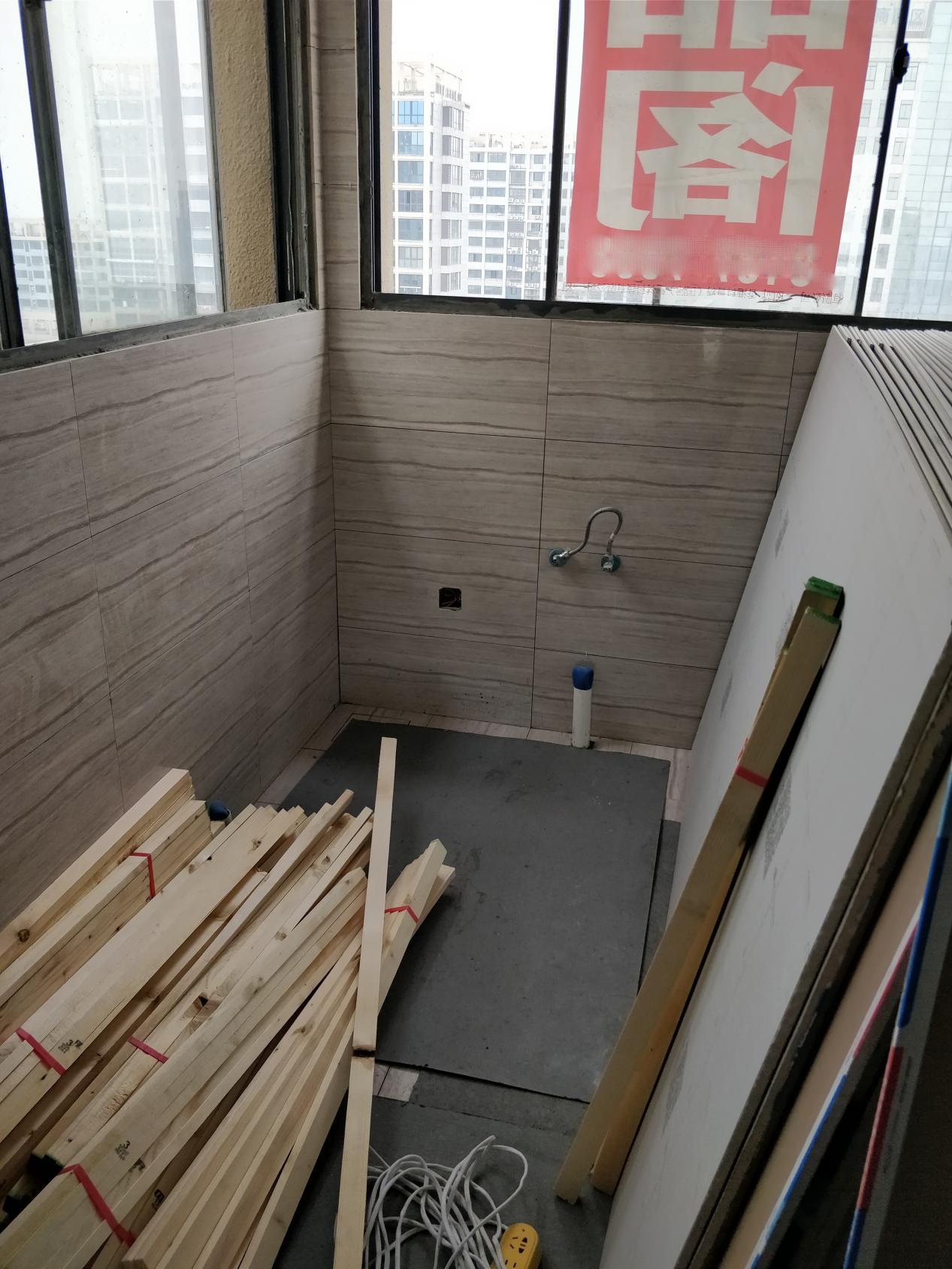 为什么不介意阳台贴瓷砖,阳台不贴瓷砖省钱么