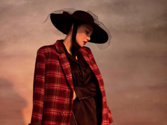 张馨予晒出家里的鞋,张馨予所有的同款东西