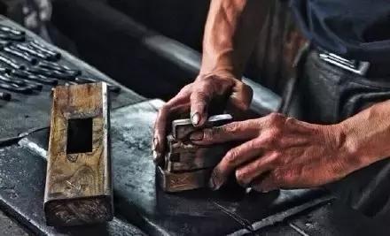 原来毛笔是这样做出来的,原来红木是这样做出来的