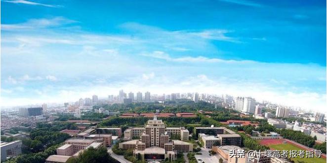 十堰星尚教育：西部最好的3所高校，哪所大学最强？排名怎样？