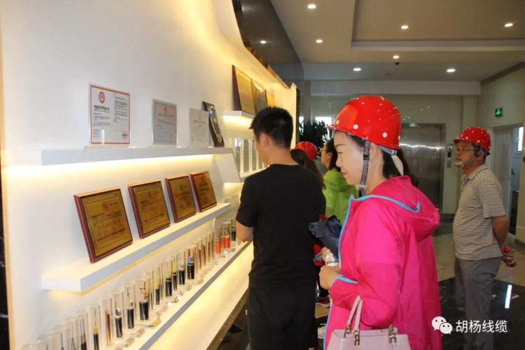 热烈欢迎*疆新**维吾尔自治区市场监督管理局的各位领导莅临参观学习