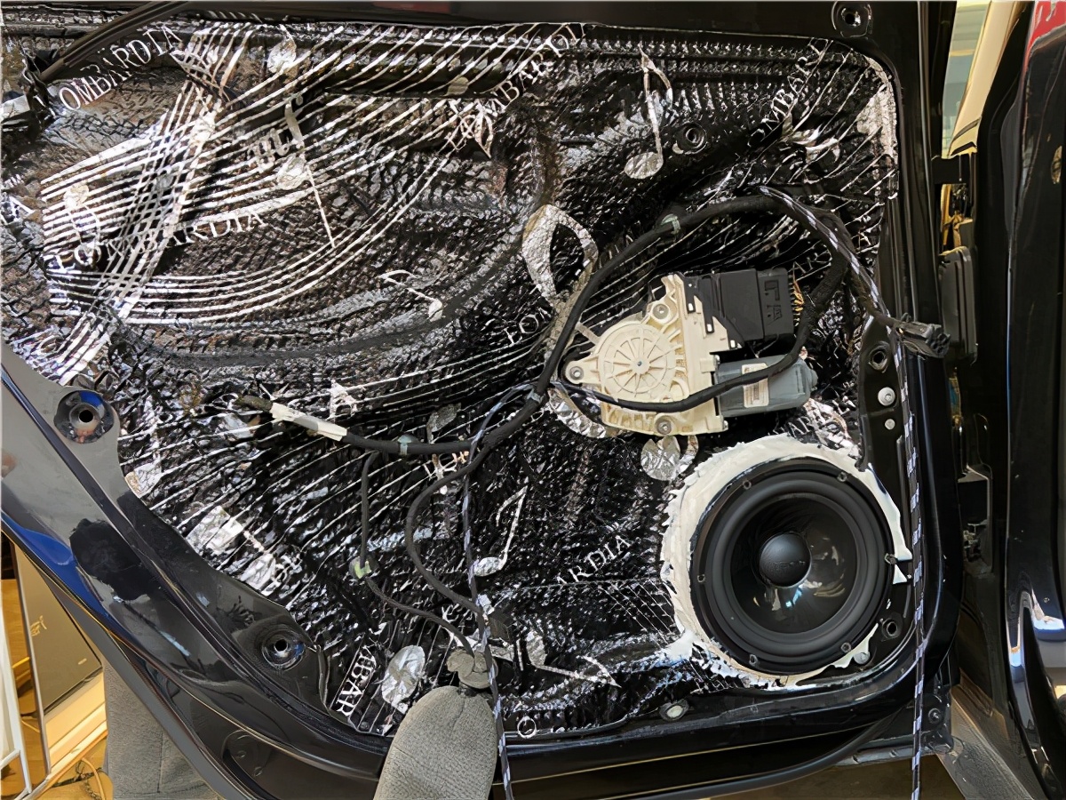 大众r32怎么样,大众CC丹拿232音响升级方案