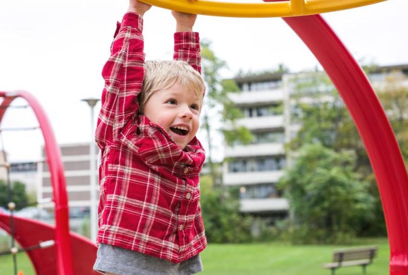 男童身高偏矮如何长高,春天到了怎样能使孩子快速长高