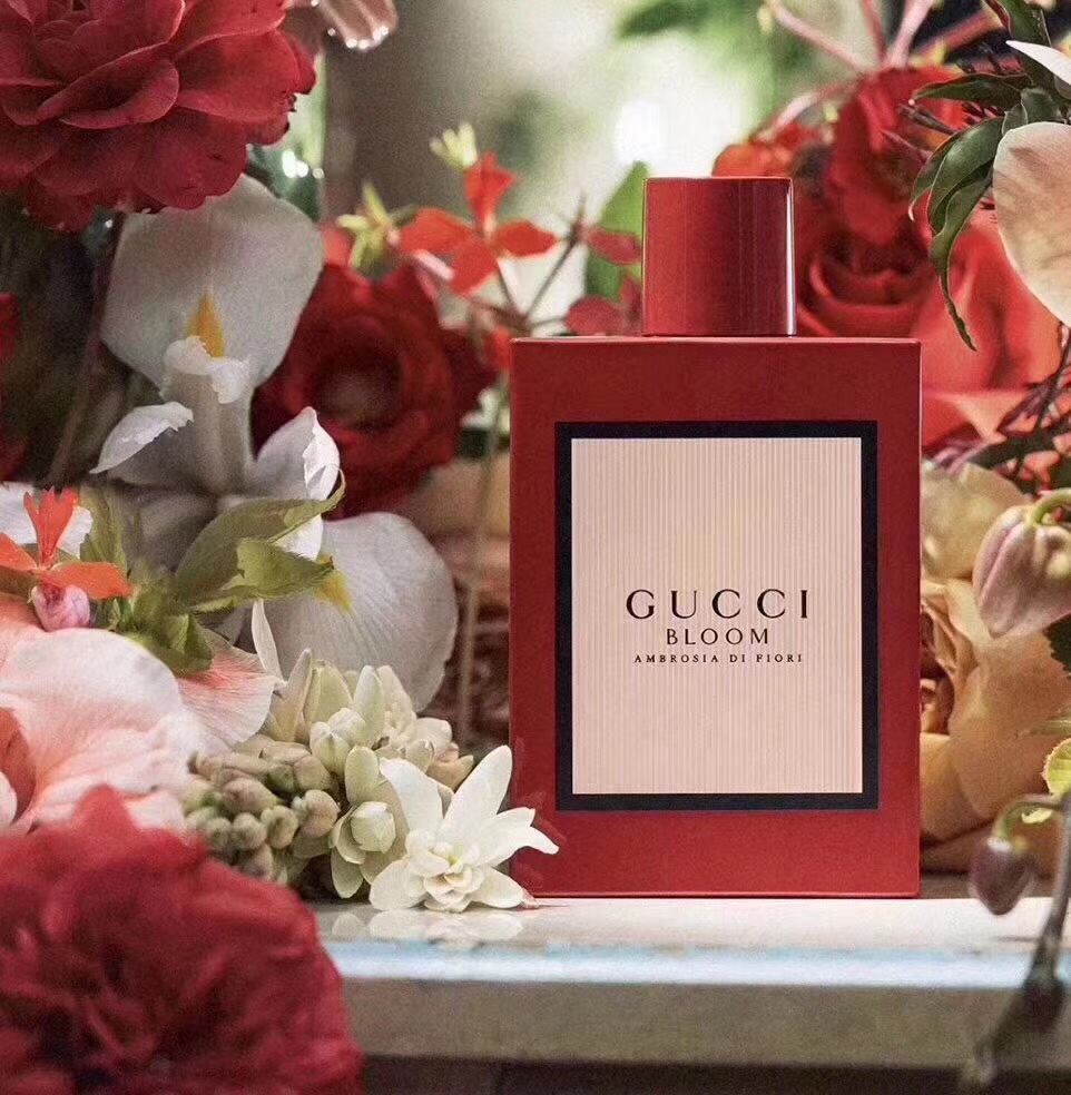 拥有一瓶属于自己的香水,女人一生该有的香水