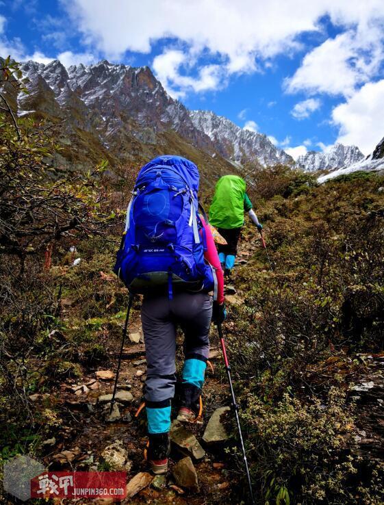 lowa逆行者户外鞋耐穿吗,lowa逆行者鞋测评