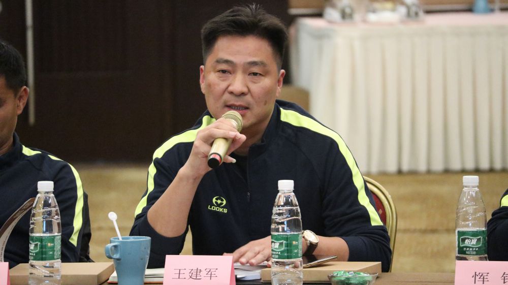 苏州足球队教练王建军,王建军女足