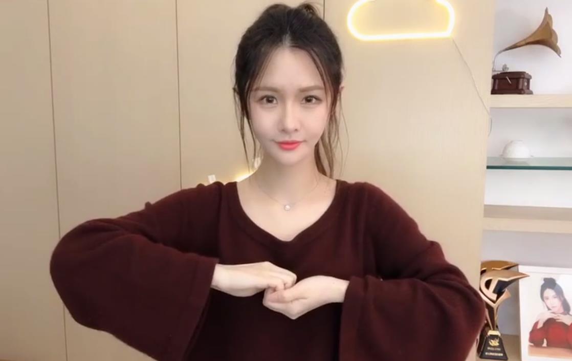 阿冷直播哭了视频,阿冷直播间大号哭得最惨的一次