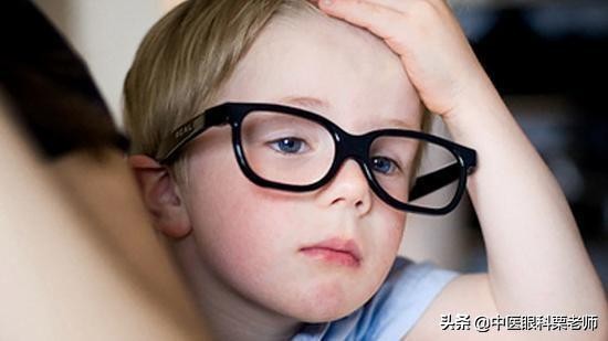 孩子眼睛近视保护和改善视力方法,小孩眼睛有点近视模糊怎么办