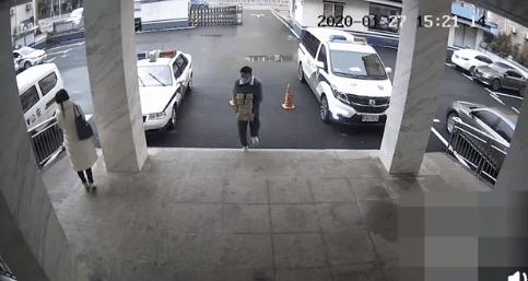 武汉封城第9天，这30张照片看得我泪流满面