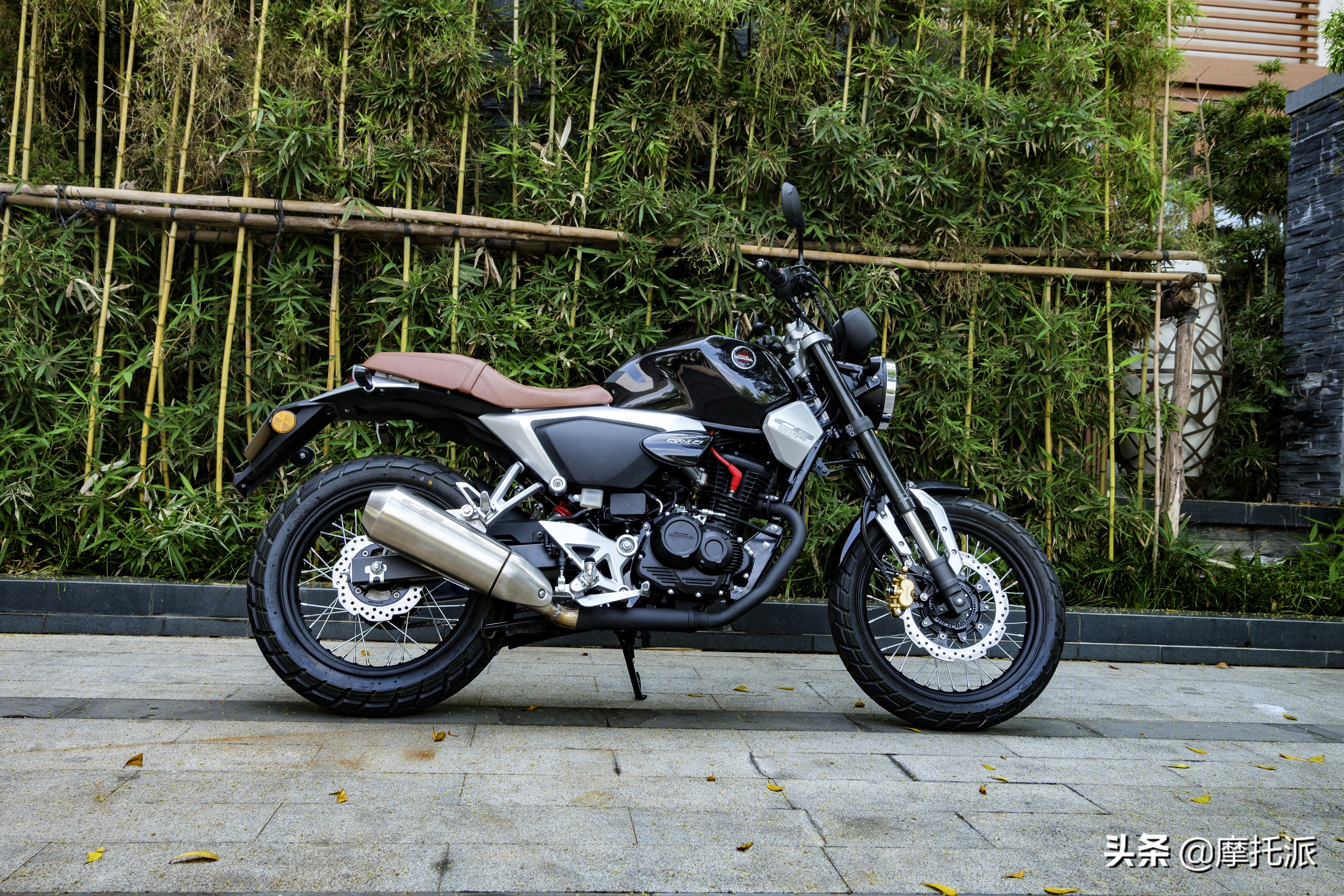 五羊本田鸷道190ss深度测评,新大洲本田cbf190tr和鸷道190