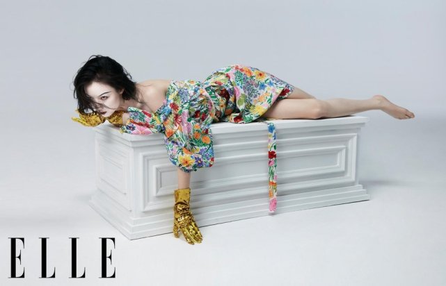 倪妮复古造型挑眉,倪妮最新造型图