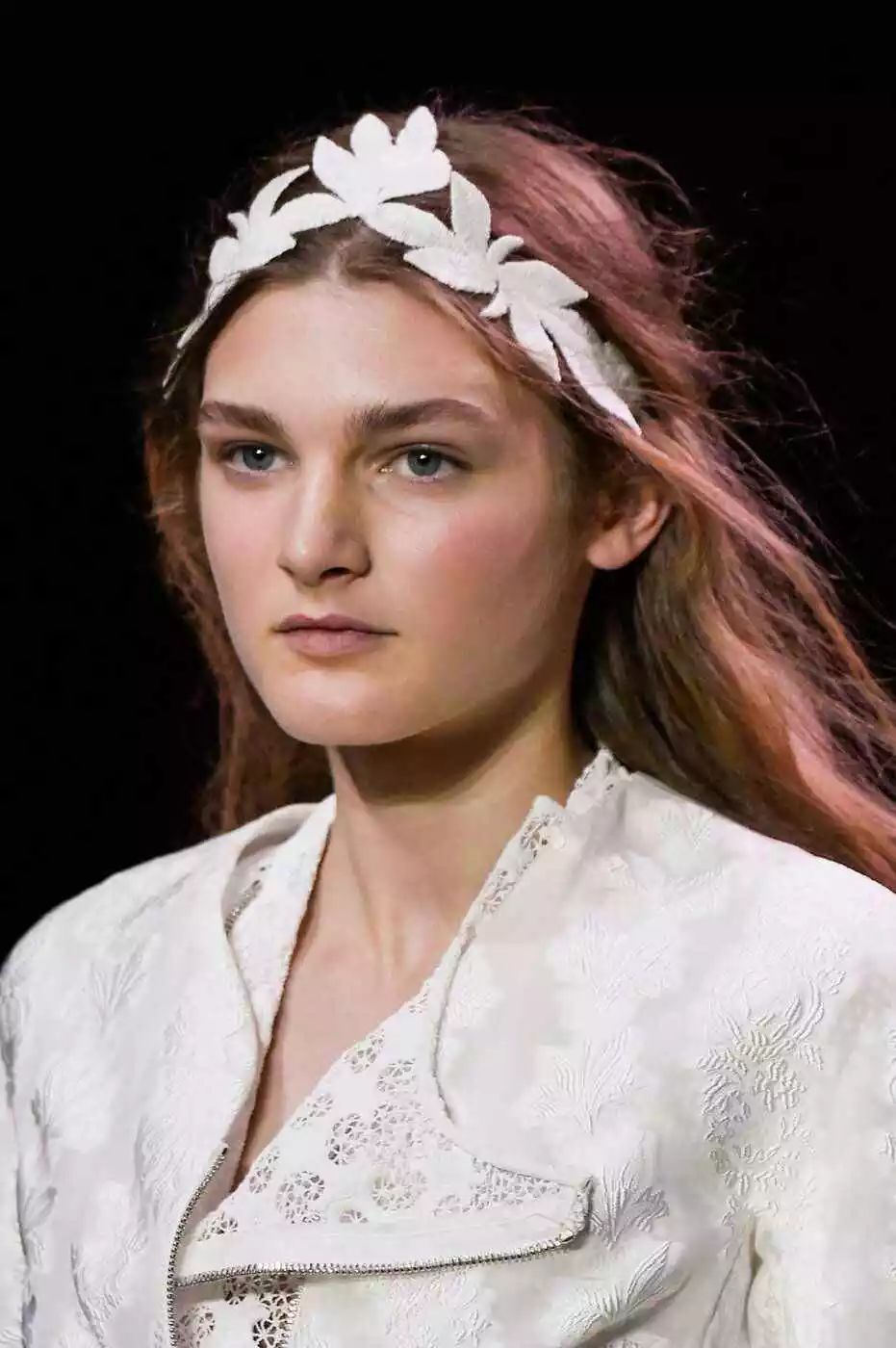 不同脸型适合戴什么样的发带,如何挑选适合自己的发带