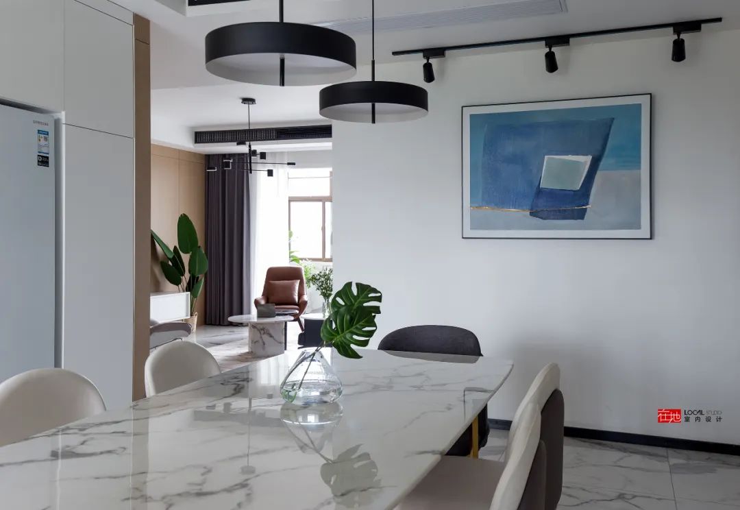 155平米现代简约风格,155平米轻奢风格