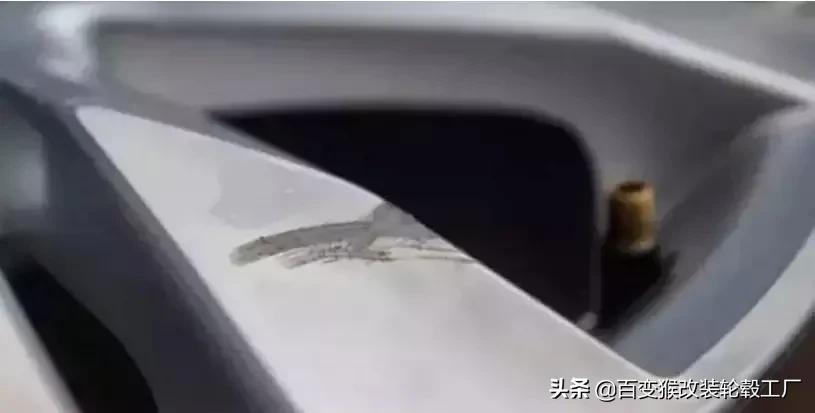 拉丝轮毂怎么修复可以自己修复吗,轮毂损伤了可以修复吗
