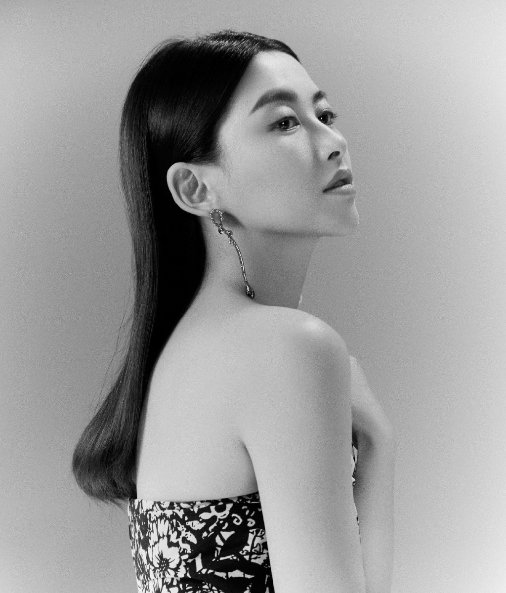 她曾连续24年亮相春晚,她连续六次登上春晚