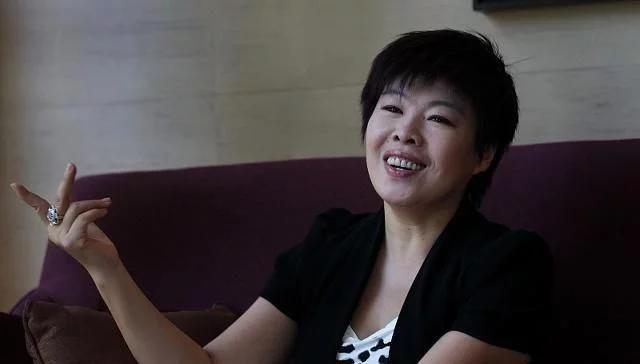 于丹是不是真像有一些人评论的那样，她没有什么水平？