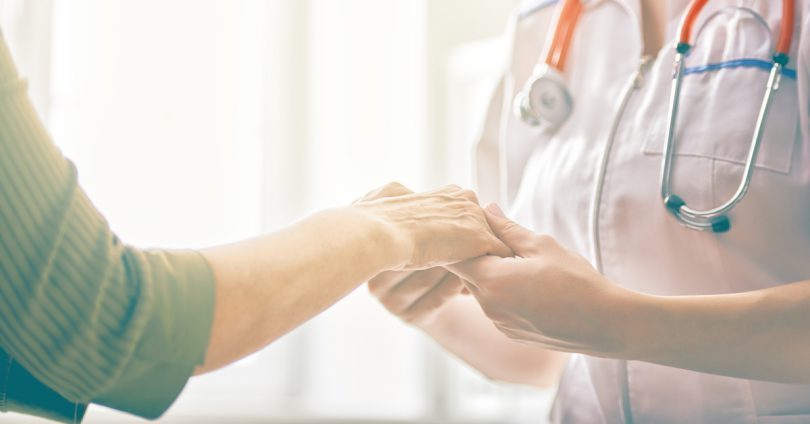 头皮浮肿是什么原因引起的,头皮泛红脸色差浮肿