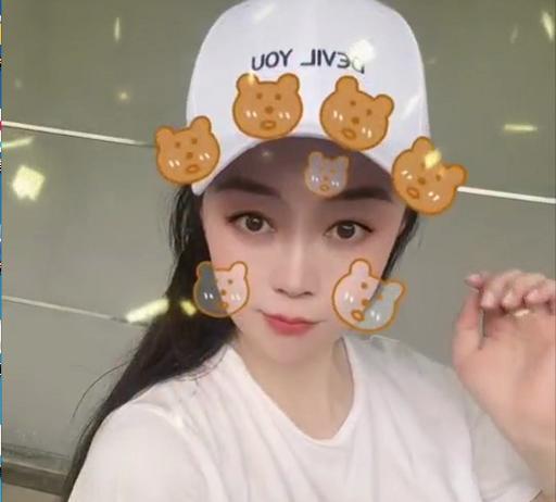 关婷娜21岁被赵本山看中拍戏18年,关婷娜25岁被赵本山看中