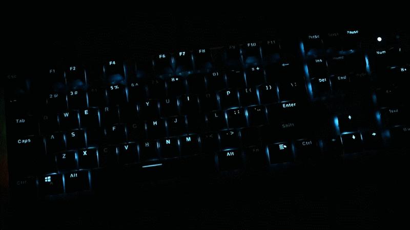 自从用了机械键盘就再也用不回电容胶了