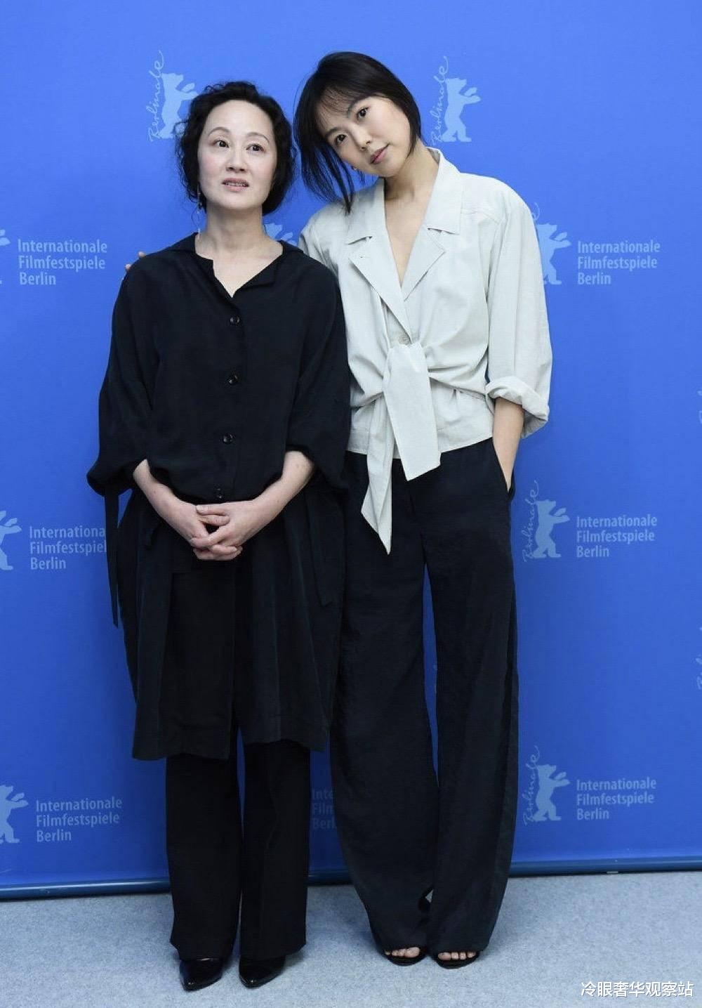 穿lemaire的明星,金敏喜穿搭属于什么风格