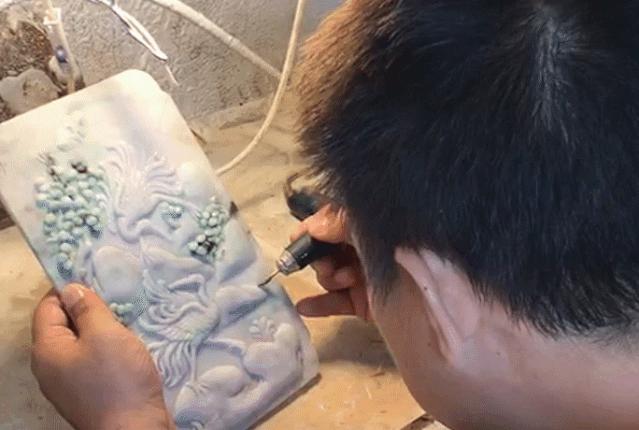 这家在三亚开了八年的玉店身后四代人用执念守护玉石传承之美