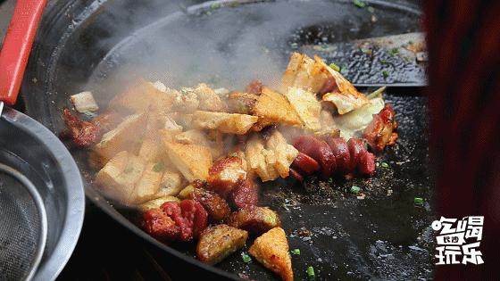 长沙最好吃的炸物店,长沙生意超火爆的油炸店