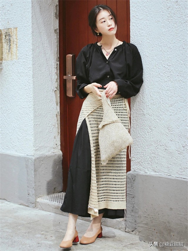 时尚穿搭今春法式奶奶鞋火了,奶奶鞋怎么搭配好看最新款