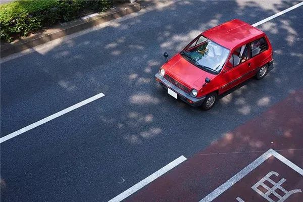 比起奥拓,这款1983年的本田初代CITYR怎么样?