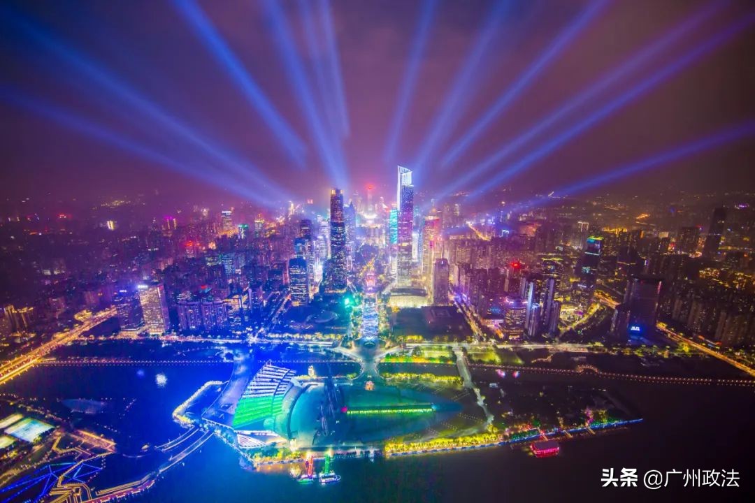 广州入选超大型城市,广州近三年发展最好的城市