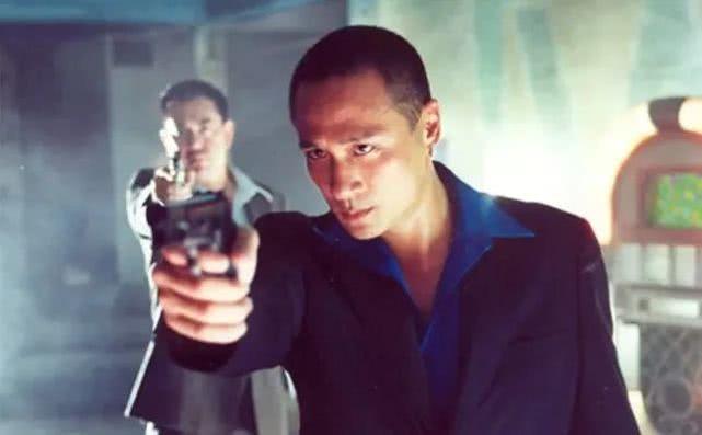 刘德华电影黑金经典场面,一部被低估的黑帮电影刘德华