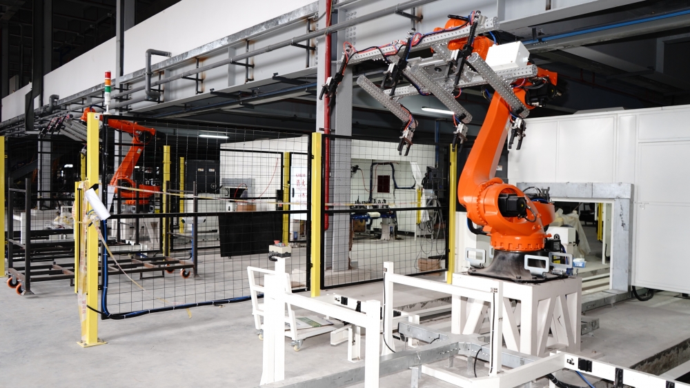 多方位发力,助推汇聚腾飞一走进重庆汇聚教育装备集团