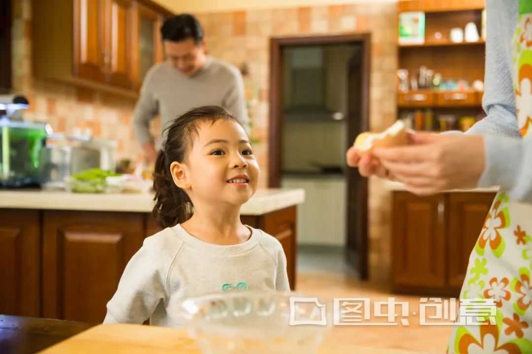 一碗饭吃出了半辈子的心酸,吃上饭才最重要