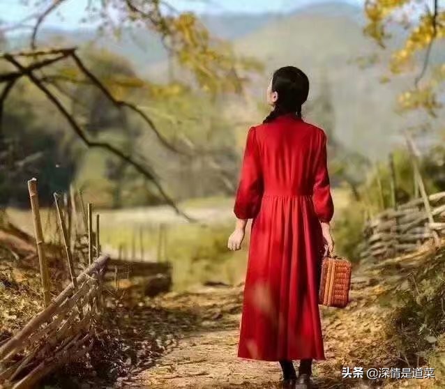 无论哪一天相逢相携，我都愿意留下你，或者，跟你去