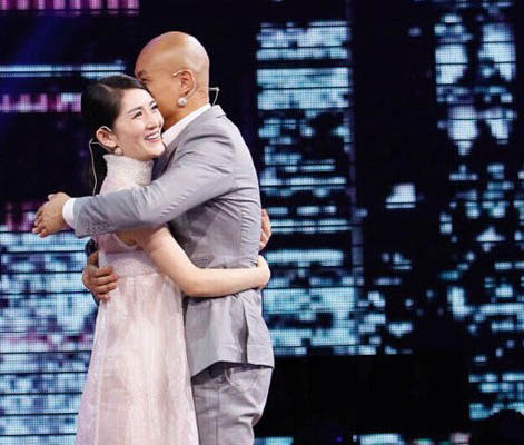 46岁的乐嘉，混成这样该怪谁呢？成于富豪妻子败于自己